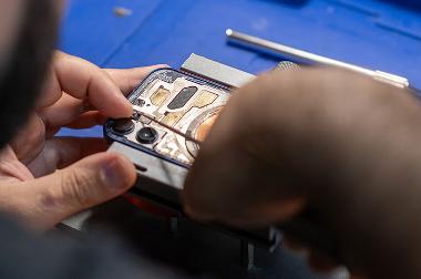 Mobile phone camera repair